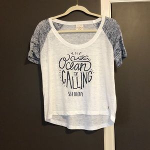 Super comfy shirt sleeve tee